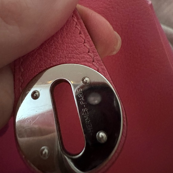 Hermes Lindy 26cm in rose azalee color, evercolor leather w. palladium (silver) - Picture 2 of 10